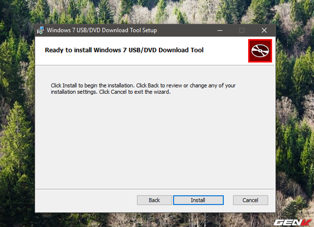 Nhấn “Install” để xác nhận việc cài đặt Windows USB/DVD Download Tool.